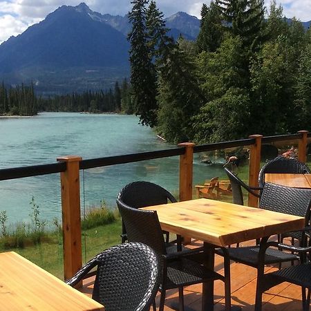 Tete Jaune Lodge Екстериор снимка
