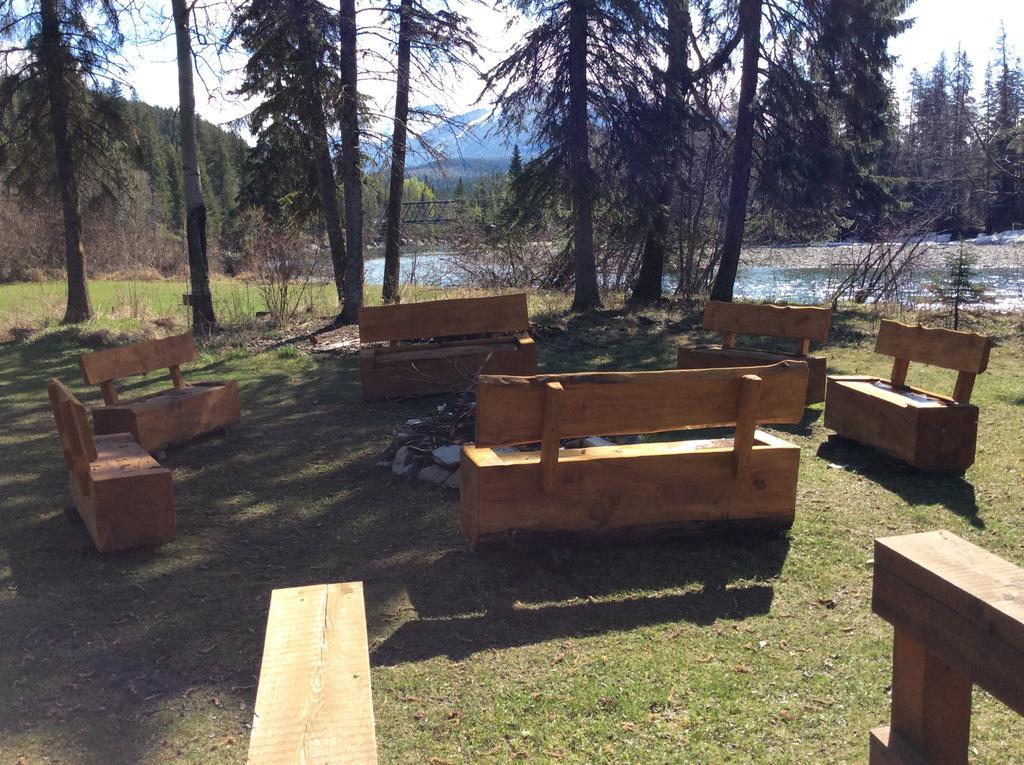 Tete Jaune Lodge Екстериор снимка
